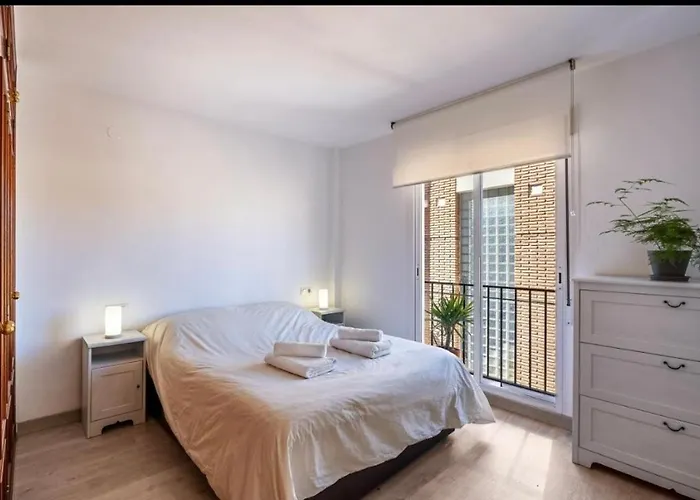 Casa Con Piscina Comunitaria En Albayzin Alto